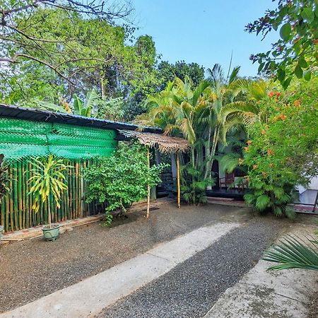 Golden Pearl Safari Villa Udawalawe Exterior photo