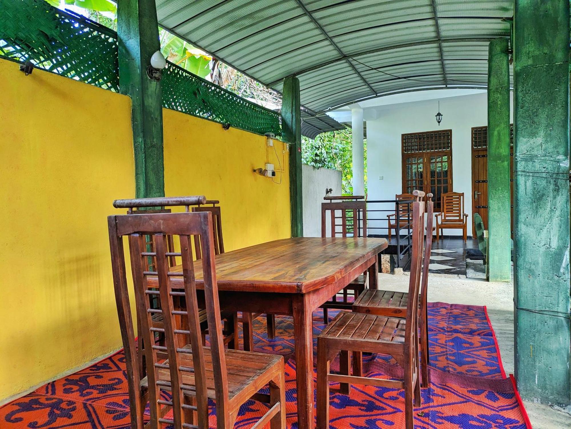 Golden Pearl Safari Villa Udawalawe Exterior photo